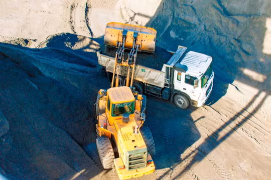 Sản xuất than của TKV trong tháng 2 vượt kế hoạch