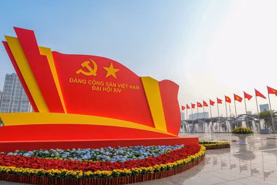Ngày làm việc đầu tiên Đại hội đại biểu toàn quốc lần thứ XIV của Đảng