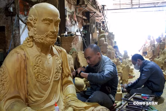 Tinh hoa làng nghề điêu khắc, sơn son thếp vàng Sơn Đồng