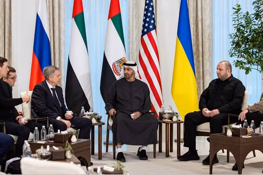 Tiến trình hòa bình Ukraine - Thế cờ ở Abu Dhabi
