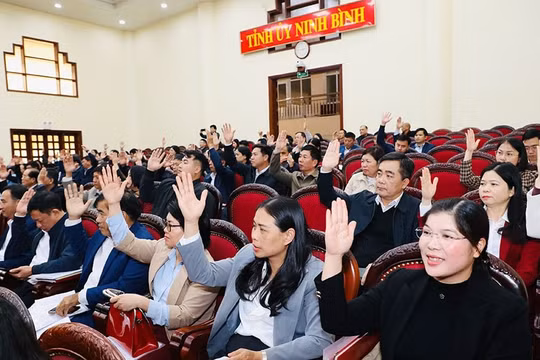 Ninh Bình hiệp thương lập danh sách sơ bộ người ứng cử ĐBQH và HĐND tỉnh