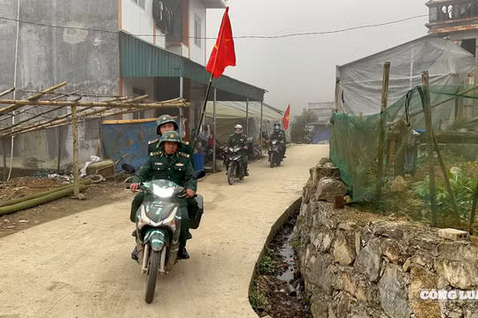 'Tiếng loa Biên phòng' lan tỏa không khí ngày hội bầu cử về với vùng biên Lào Cai
