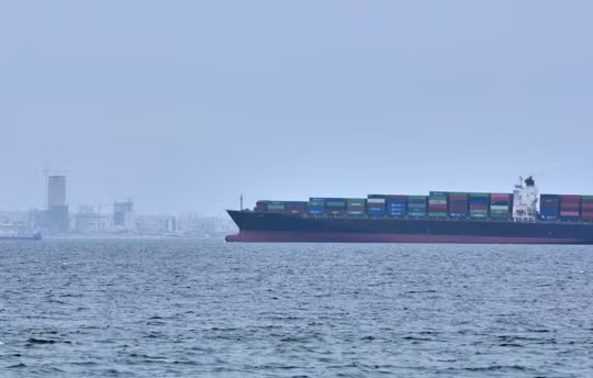 69 triệu thùng dầu Iran bị mắc kẹt sau hai tuần phong tỏa Hormuz