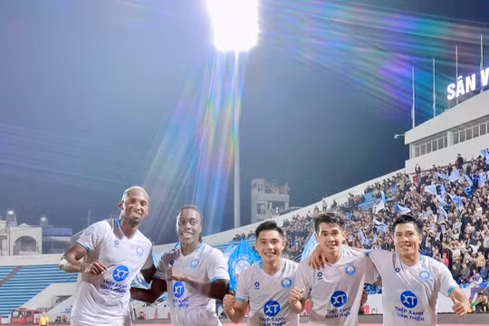 Nam Định vào bán kết Cúp C1 Đông Nam Á với ngôi đầu bảng