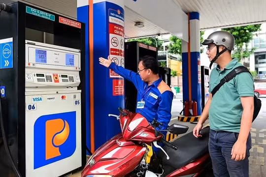Đặt chỉ tiêu tiết kiệm điện, xăng dầu trong phong trào thi đua toàn quốc