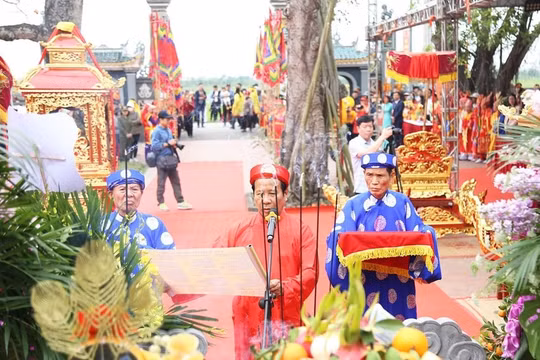Hải Phòng khai hội truyền thống quần thể di tích quốc gia đền Cao
