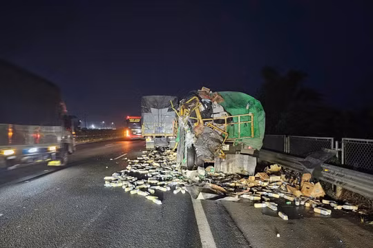 Cục Cảnh sát giao thông cảnh báo nguy cơ mất an toàn khi dừng, đỗ trên làn khẩn cấp cao tốc