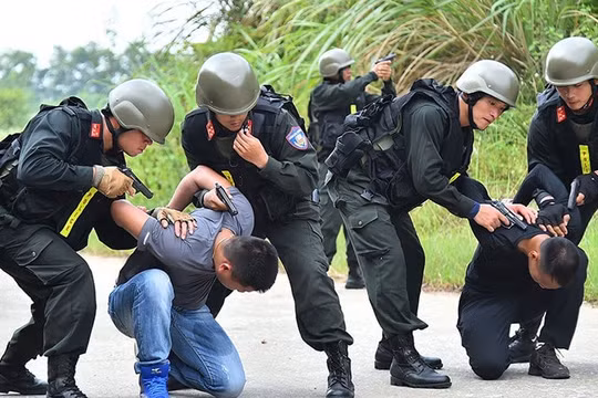 Thưởng đột xuất từ Quỹ phòng, chống tội phạm: Cá nhân tối đa 20 triệu đồng, tập thể 50 triệu đồng