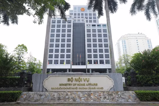 Thực hư thông tin nghỉ lễ Giỗ Tổ và 30/4-1/5 liên tiếp 9 ngày: Bộ Nội vụ lên tiếng