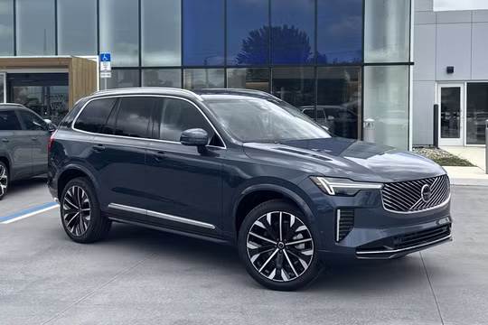 Volvo XC90 2026 về đến đại lý, sẵn sàng ra mắt khách Việt
