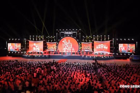 Khai hội du lịch Sầm Sơn 2026: Bừng sáng khát vọng rực rỡ