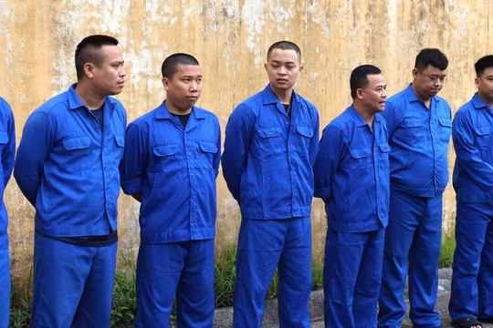Triệt phá đường dây cá độ bóng đá 1.200 tỷ đồng trên không gian mạng