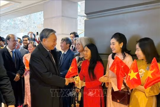 Tổng Bí thư đến Washington D.C, bắt đầu tham dự cuộc họp khai mạc Hội đồng Hòa bình về Gaza