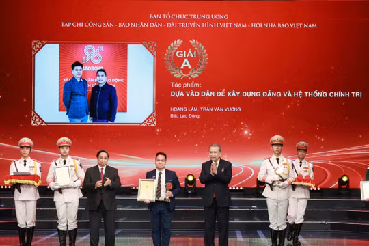 Để 'dân là gốc' không chỉ là một mệnh đề lý luận