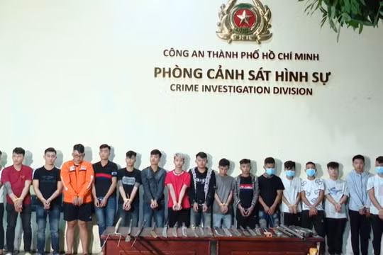 TP Hồ Chí Minh điều tra vụ hai nhóm thanh niên mang hung khí đánh nhau tại phường Chánh Hưng