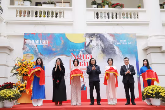 Báo Nhân Dân tổ chức Triển lãm 'Ngựa Xuân': Lan tỏa sắc xuân và khát vọng vươn xa