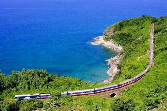 Giảm giá vé tàu 'Kết nối di sản miền Trung' vào ngày 26/3
