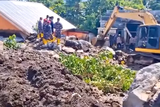 Lũ quét khiến ít nhất 14 người thiệt mạng tại Indonesia