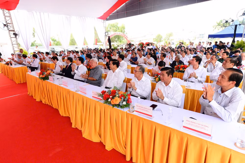 vingroup khoi cong vinhomes green city tai long an hinh 4