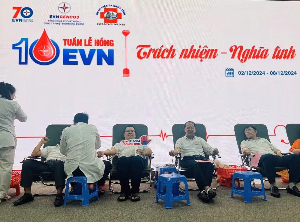 hon 100 can bo cong nhan vien cong ty nhiet dien mong duong tham gia hien mau nhan dao hinh 2