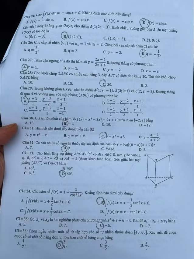 de thi mon toan tot nghiep thpt nam 2022 ma de 107 hinh 3