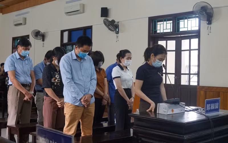 xem xet ky luat chanh van phong dieu phoi nong thon moi ha tinh hinh 2