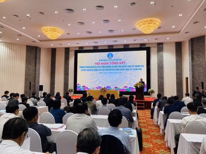 Ông Phùng Phùng Đức Tiến -Thứ trưởng bộ NN & PTNT phát biểu tại hội nghị. Ảnh: Dương Lâm