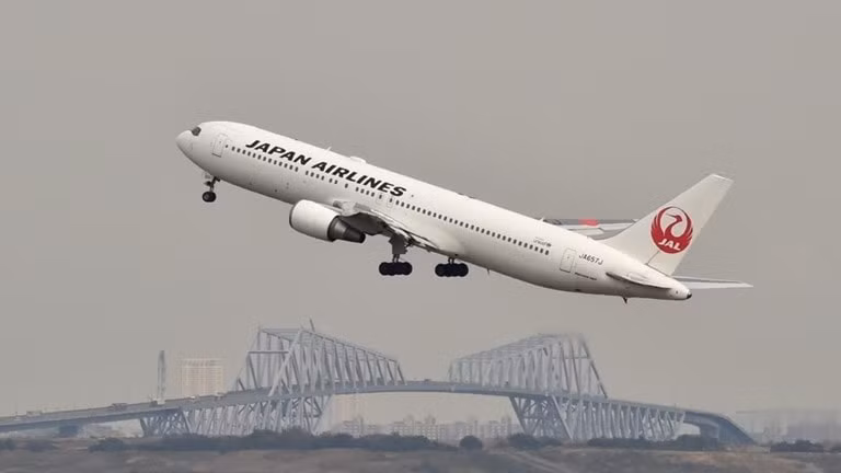 Nữ khách Việt Nam trên chuyến bay Japan Airlines đi Tokyo dương tính với COVID-19. Ảnh: internet.