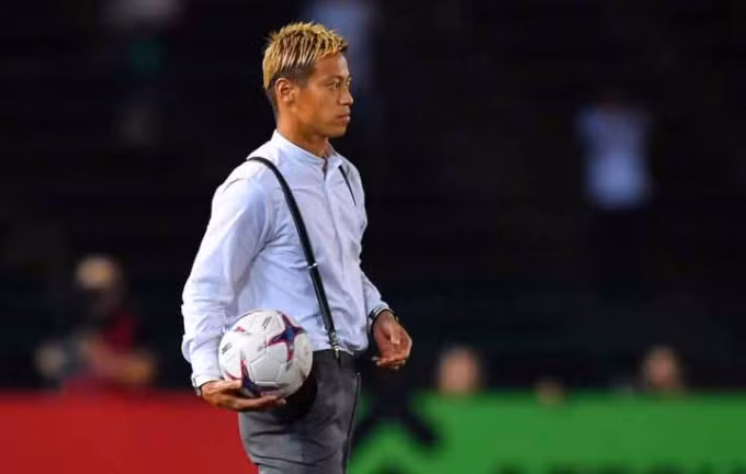 hlv online keisuke honda truc tiep dan dat campuchia doi dau viet nam tai aff cup 2020 hinh 1