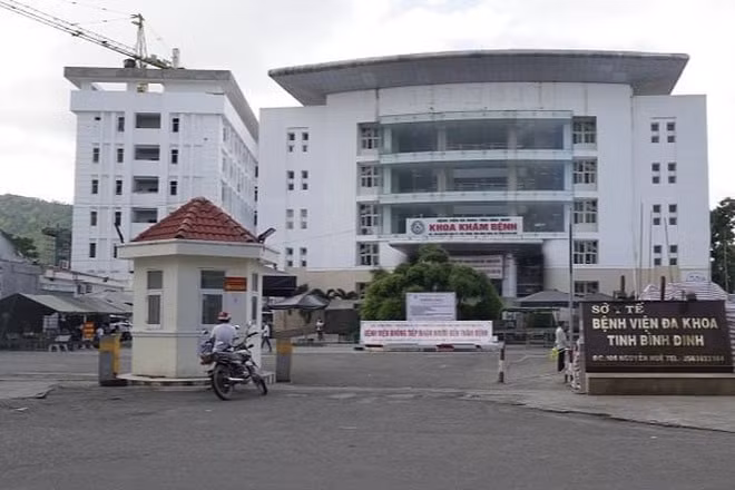hut mo bung o spa chui co gai 26 tuoi phai cap cuu hinh 1