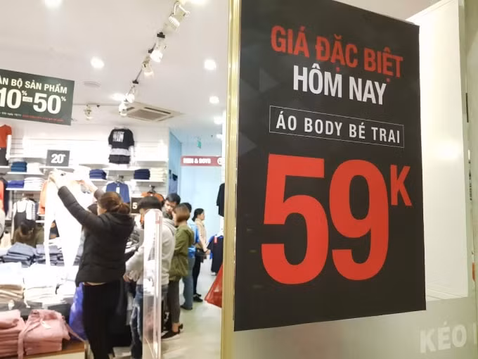 loi dung black friday de chay hang ton hang e hang loi mot hinh 2