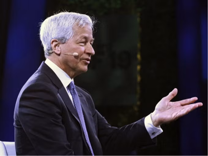 jpmorgan lo lang kiem soat hau qua sau tro dua tai hai voi trung quoc hinh 1