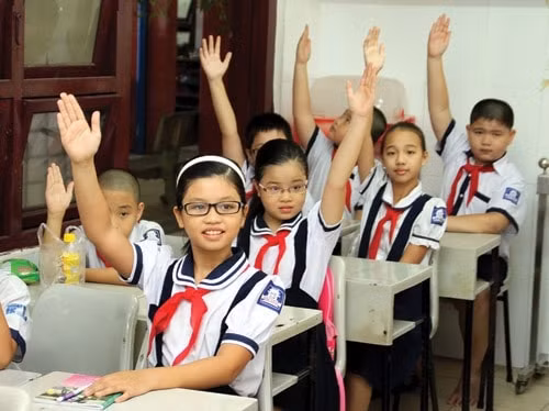 hoan thien he thong giao duc quoc dan phat trien thi truong lao dong hien dai va hoi nhap hinh 1