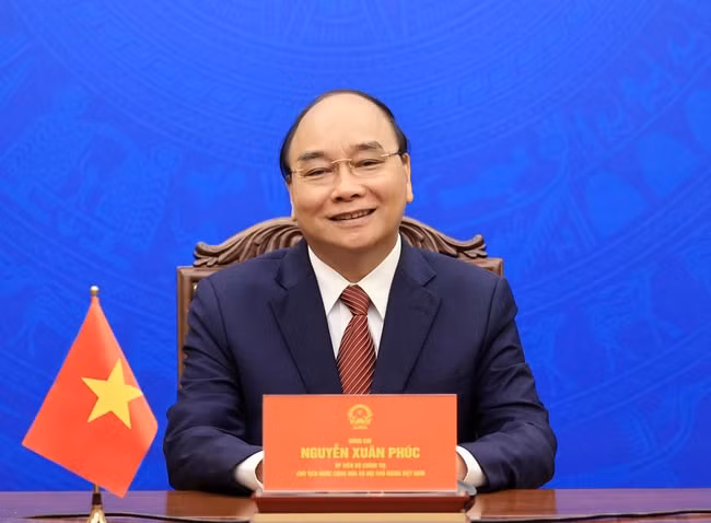 Chủ tịch nước Nguyễn Xuân Phúc trong cuộc điện đàm với Bí thư thứ nhất Ban Chấp hành Trung ương Đảng Cộng sản Cuba, Chủ tịch nước Cộng hòa Cuba Miguel Díaz-Canel.