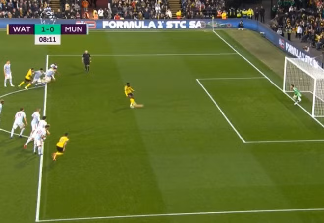harry maguire bi duoi mu thua dam truoc watford hinh 2
