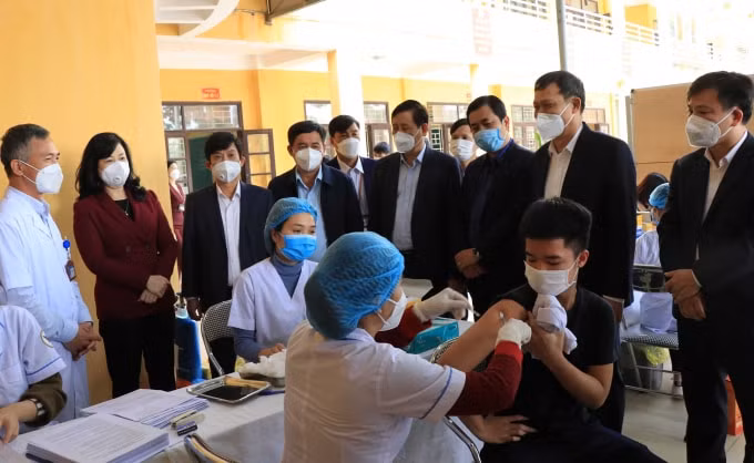 bac ninh bat dau tiem vaccine phong covid 19 cho tre tu 15 den 17 tuoi hinh 1