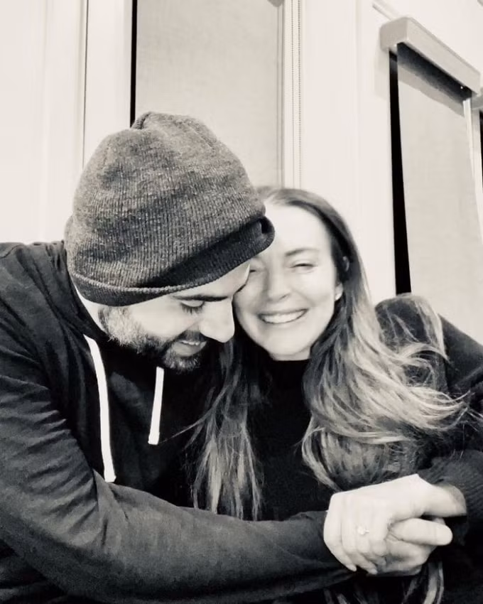 lindsay lohan dinh hon lan hai o tuoi 35 hinh 2