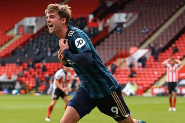 Cầu thủ Bamford với bàn thắng muộn giúp Leeds chiến thắng ở vòng 3 giải Ngoại hạng Anh 2020. Ảnh: thethao247.