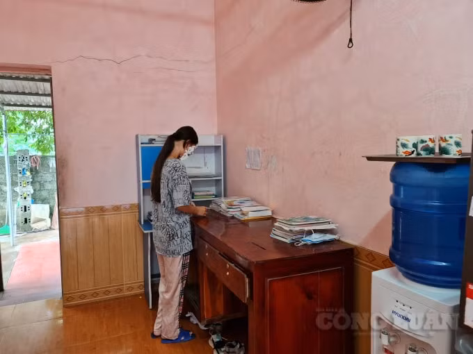 Sự nghiệp học tập có thể phải bỏ lỡ trong một thời gian đối với nữ sinh có hoàn cảnh khó khăn từ khi sinh ra