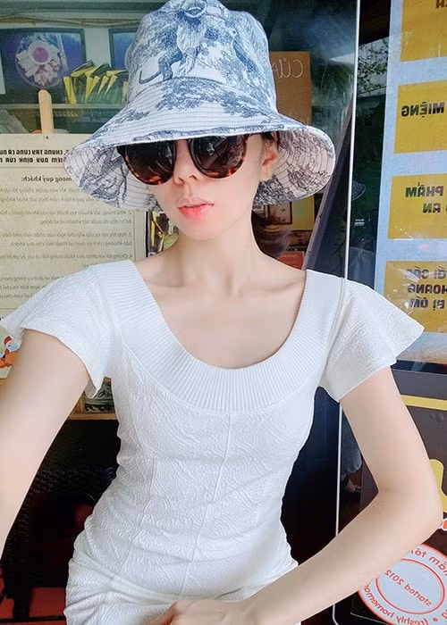 lệ quyên2