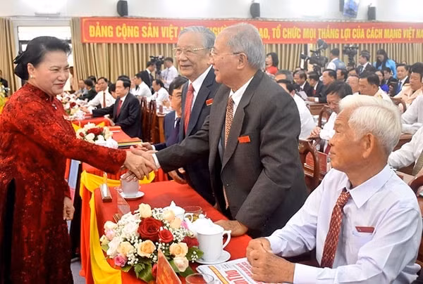Chủ tịch Quốc hội Nguyễn Thị Kim Ngân dự Đại hội đại biểu Đảng bộ TP. Cần Thơ lần thứ XIV, nhiệm kỳ 2020-2025. Ảnh: Báo Cần Thơ