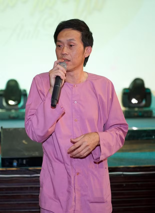 HOÀI LINH