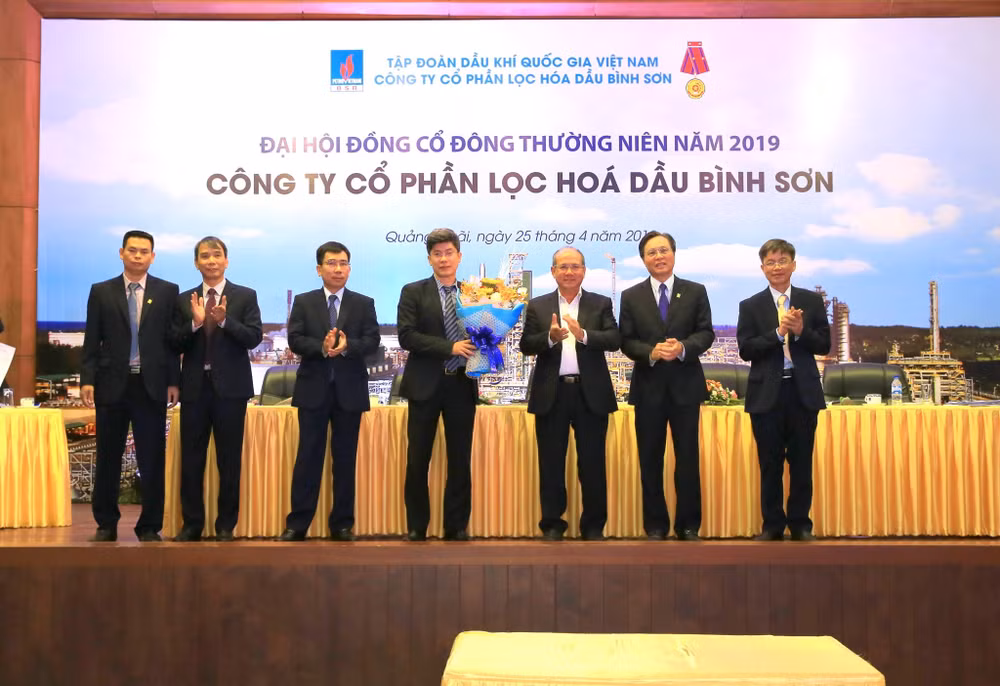 Lãnh đạo PVN và HĐQT BSR chúc mừng tân Thành viên độc lập HĐQT BSR Nguyễn Hải Âu