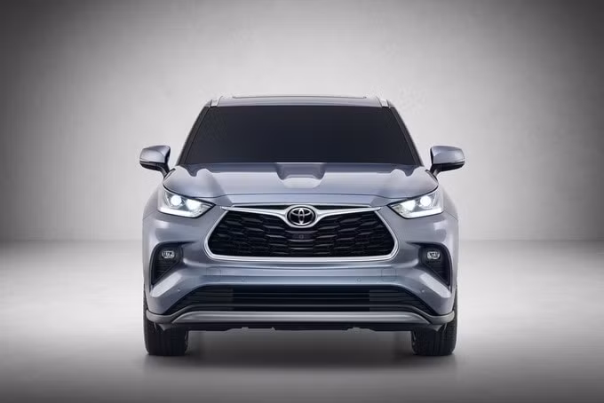 c05779c0-2020-toyota-highlander-7-1555486197_680x0