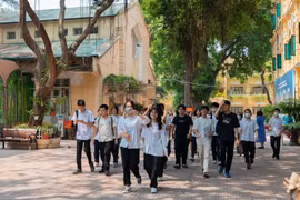Hà Nội: Hoàn tất kỳ thi vào lớp 10 nhiều thí sinh đánh giá đề thi môn Toán không quá khó