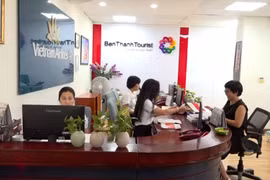 Lượng khách đặt vé du lịch hè "nóng dần"