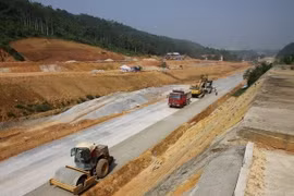 Đẩy nhanh tiến độ dự án kết nối giao thông các tỉnh miền núi phía Bắc