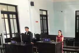 Kon Tum: Lãnh án 9 tháng tù giam vì xé biên bản xử phạt, đạp vào người CSGT