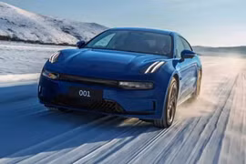 Xe điện Trung Quốc đi được 1.000 km trong một lần sạc