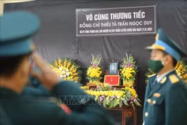Tổ chức lễ tang Thiếu tá - phi công Trần Ngọc Duy hy sinh trong khi làm nhiệm vụ